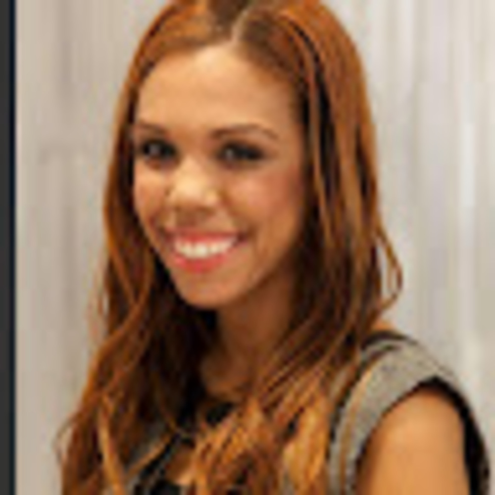 Meet your Posher, Nicole